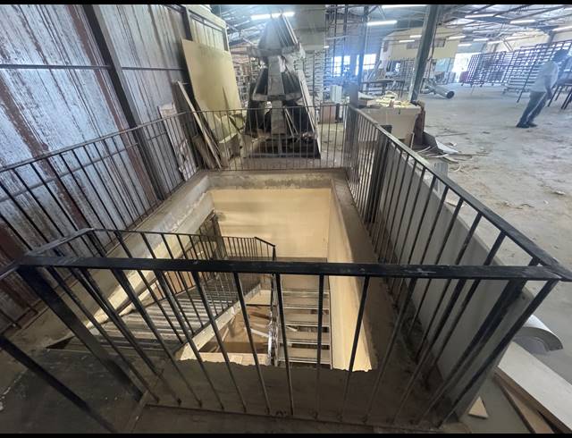 2,800M² WAREHOUSE TO LET IN KEW INDUSTRIAL